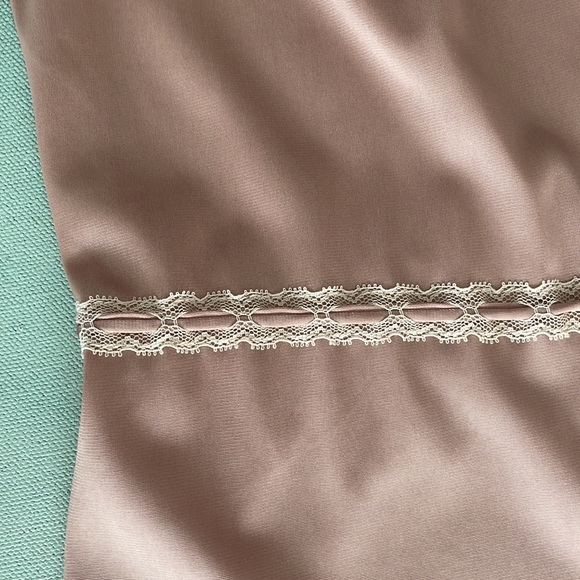 Deena Styled in California Vintage Teddy with Lace Trim - Picture 5 of 12